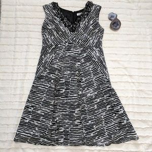 Black and White Sleeveless Dress